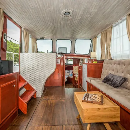 Santa Lucia By Interhome *